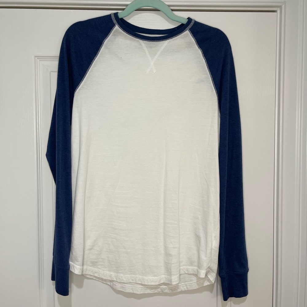 Goodfellow men’s long sleeve baseball tee